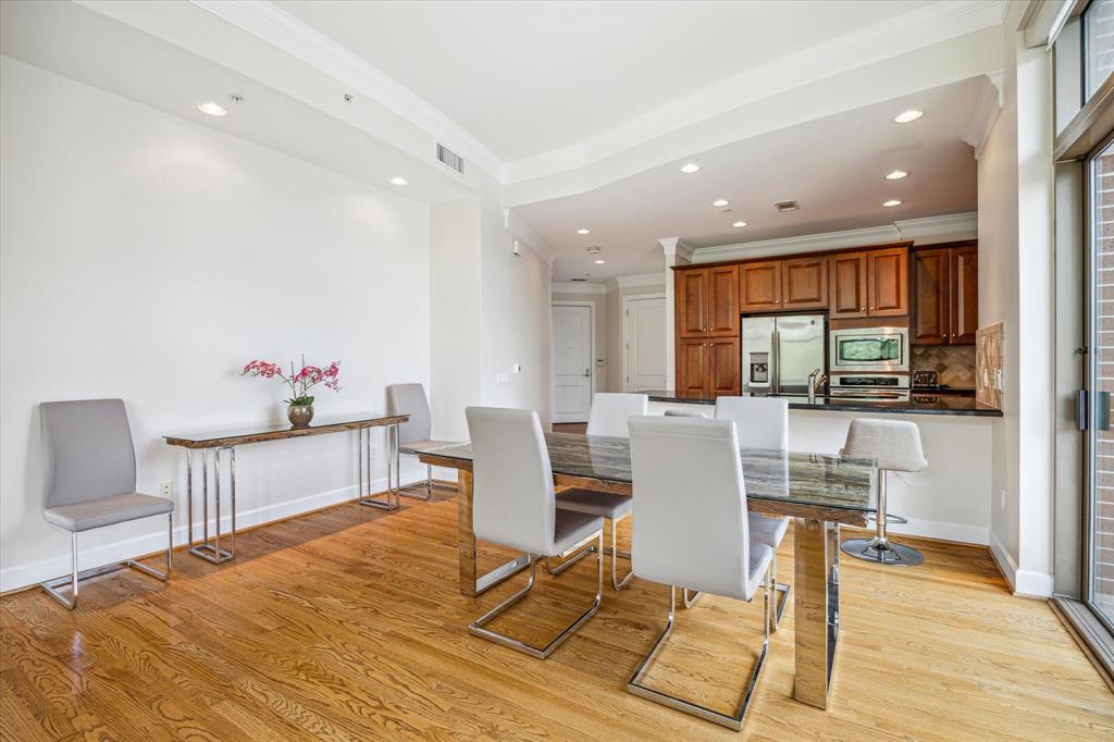 2211 Briarglen Drive # 411