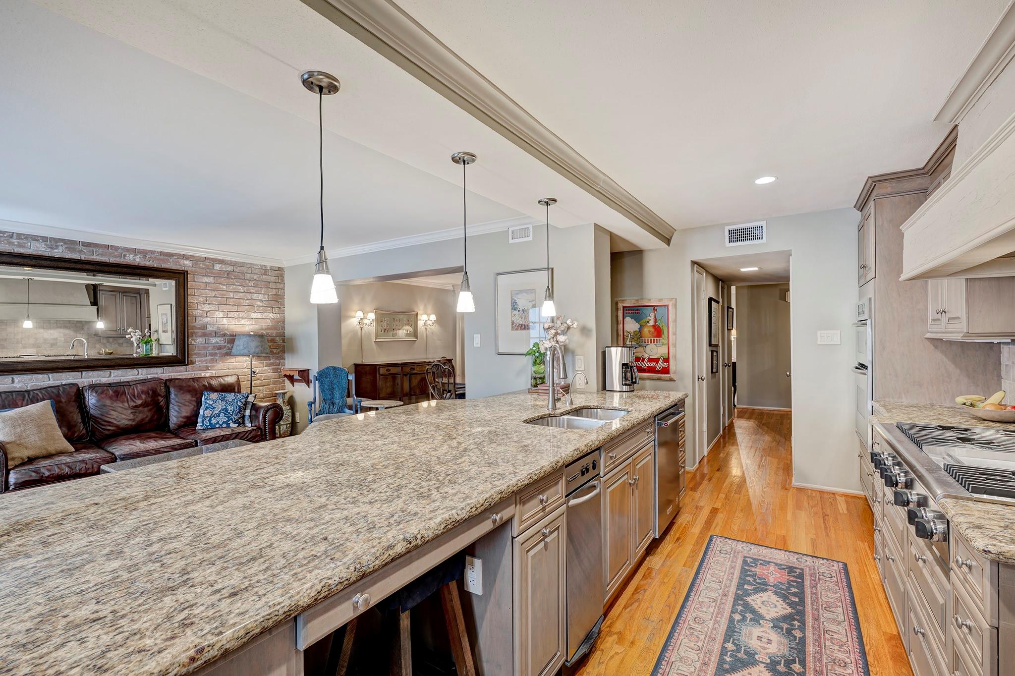 473 N Post Oak Lane # 473