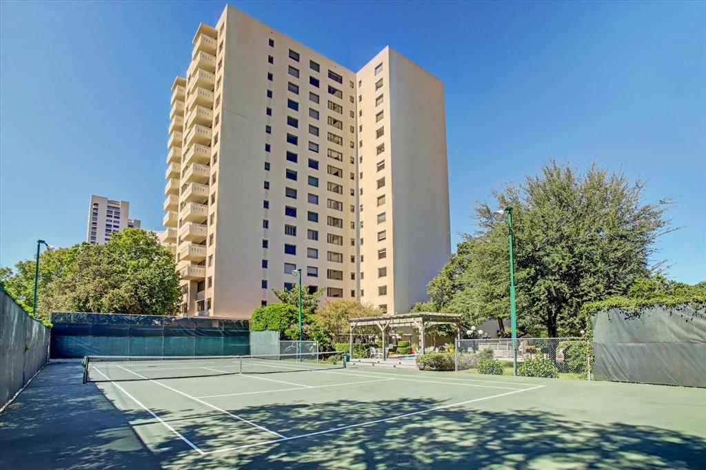 1400 Hermann Drive # 3A