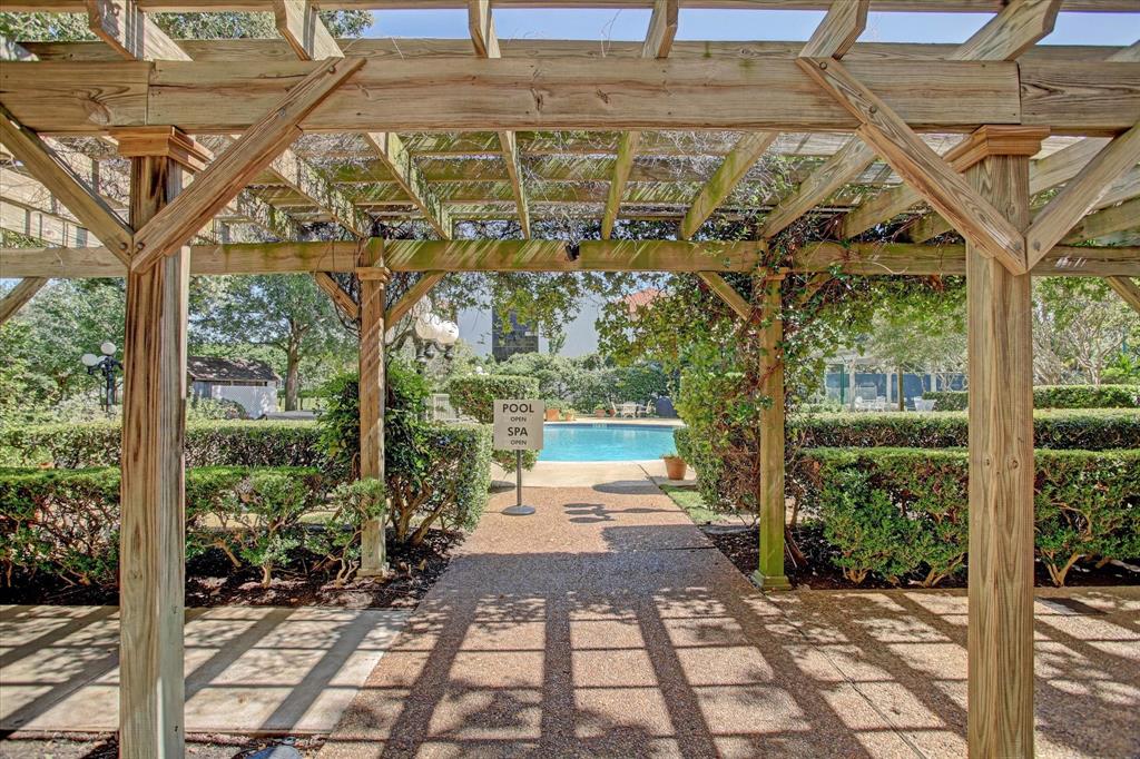 1400 Hermann Drive # 3A