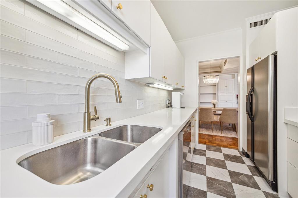 1400 Hermann Drive # 3A