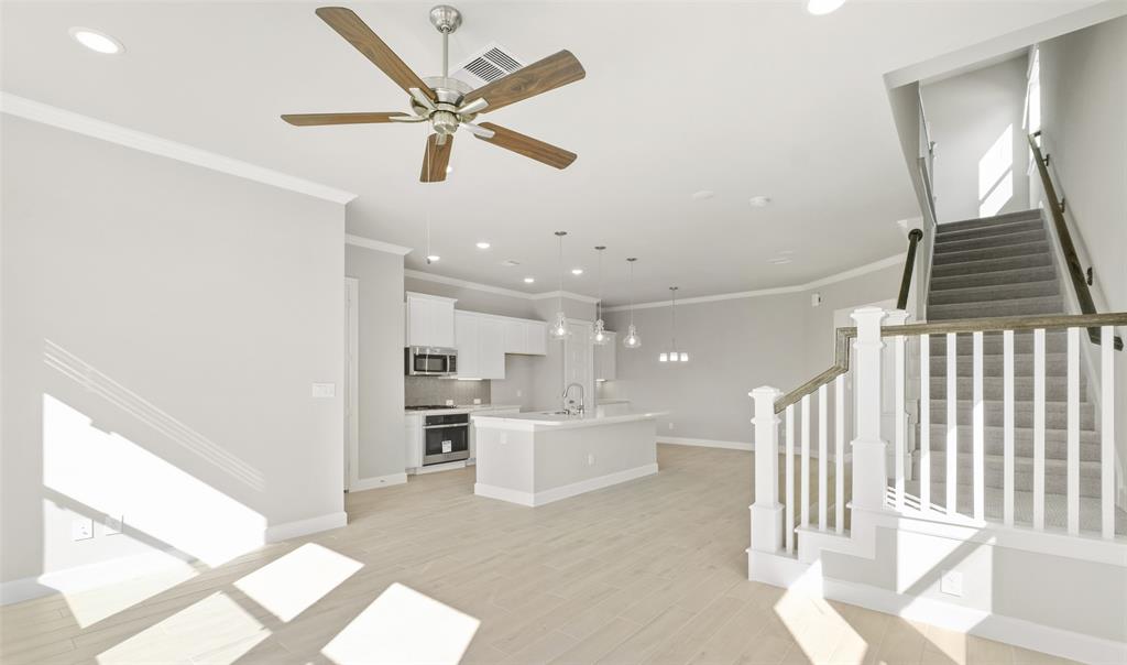 5607 Iris Harvest Drive