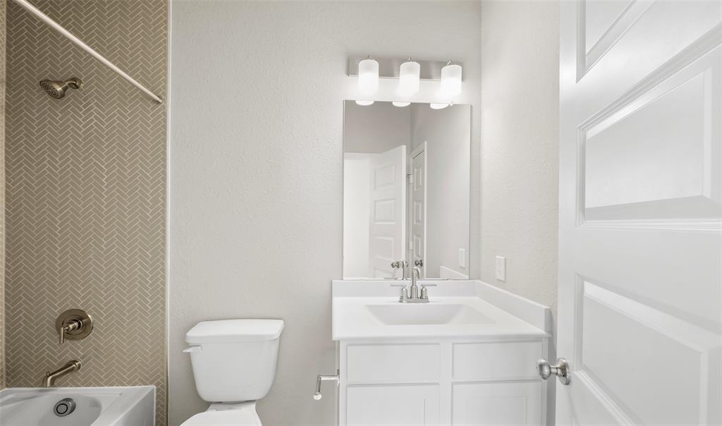 5607 Iris Harvest Drive