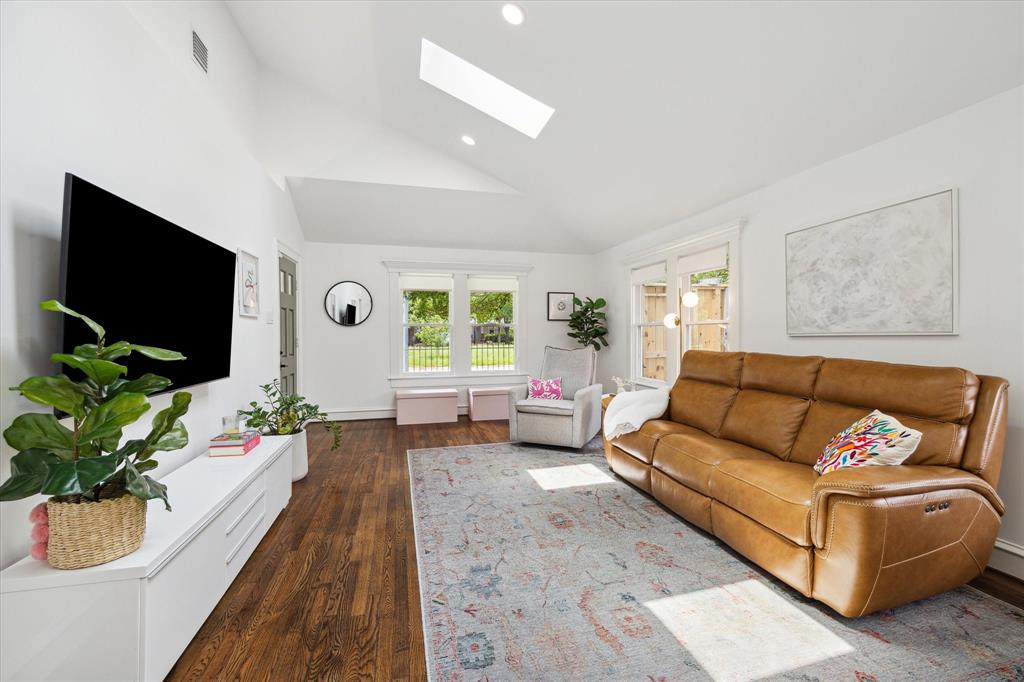 4018 Norhill Boulevard