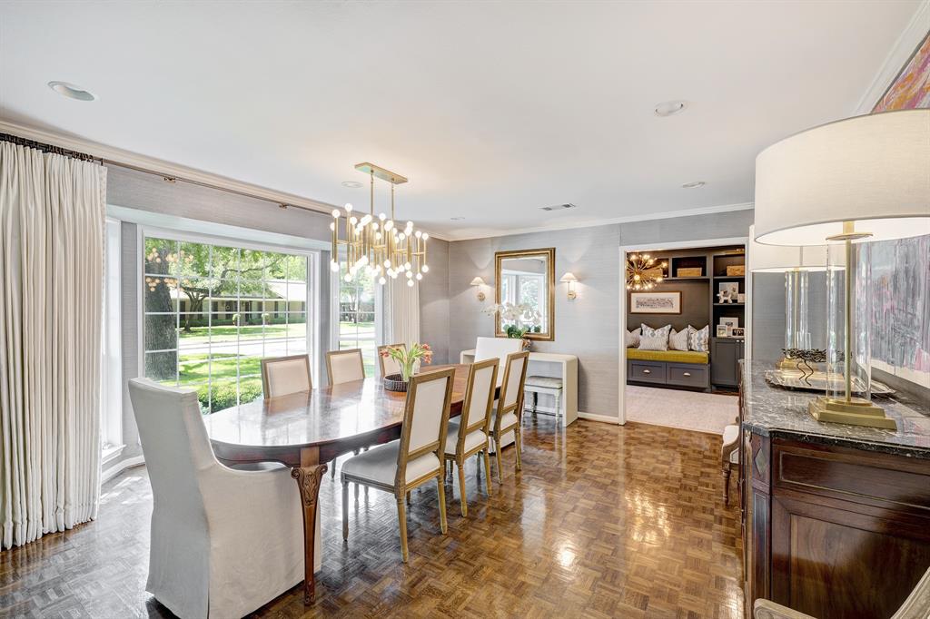 7622 Fairdale Lane