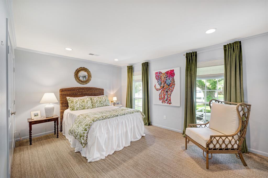 7622 Fairdale Lane