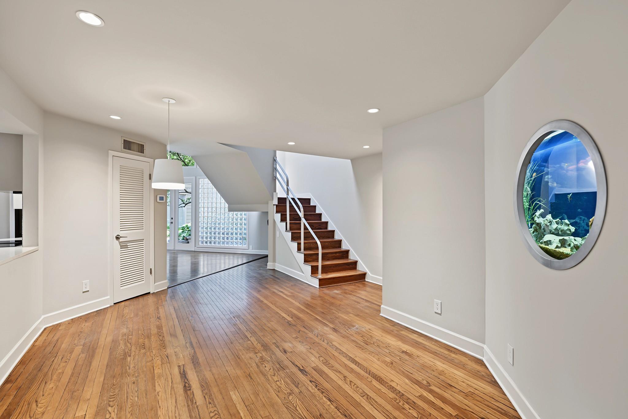 5000 Bayard Lane
