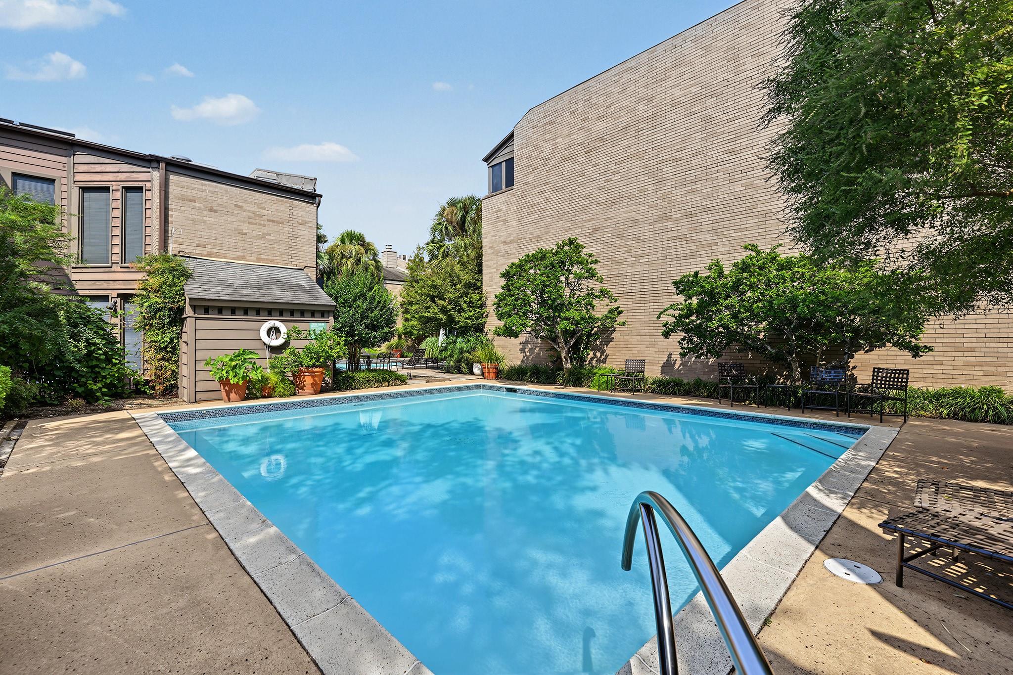 5000 Bayard Lane