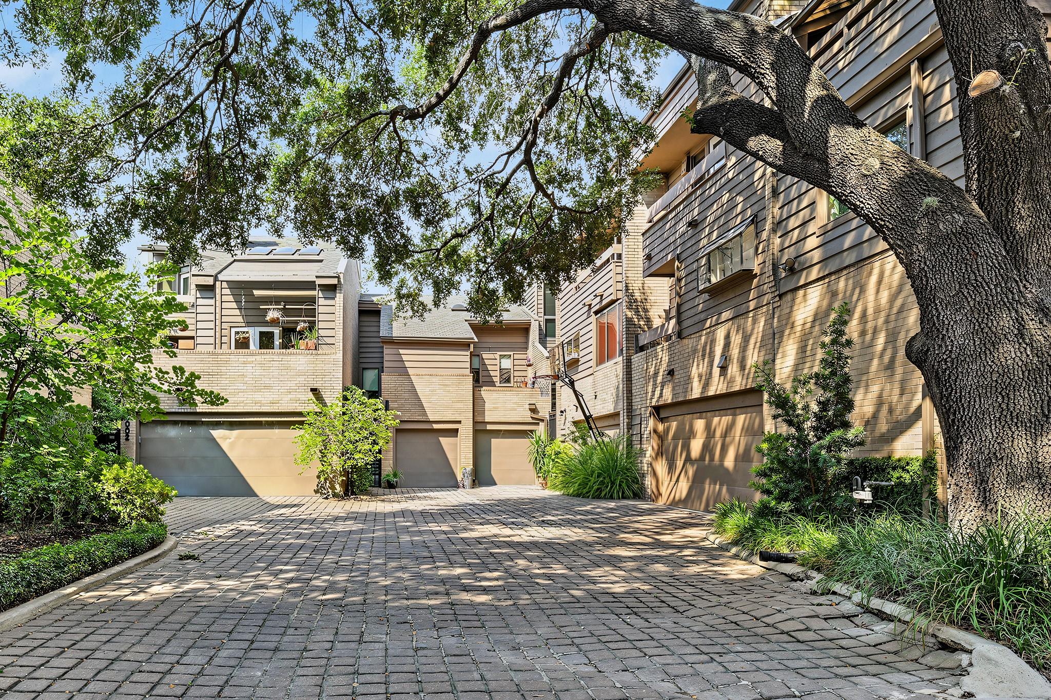 5000 Bayard Lane