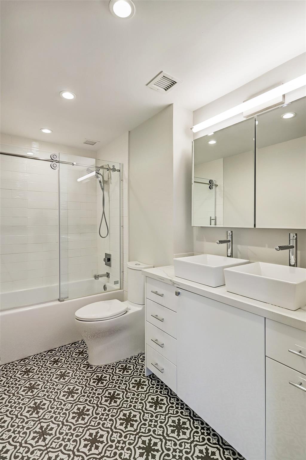 2701 Westheimer Road # 8B