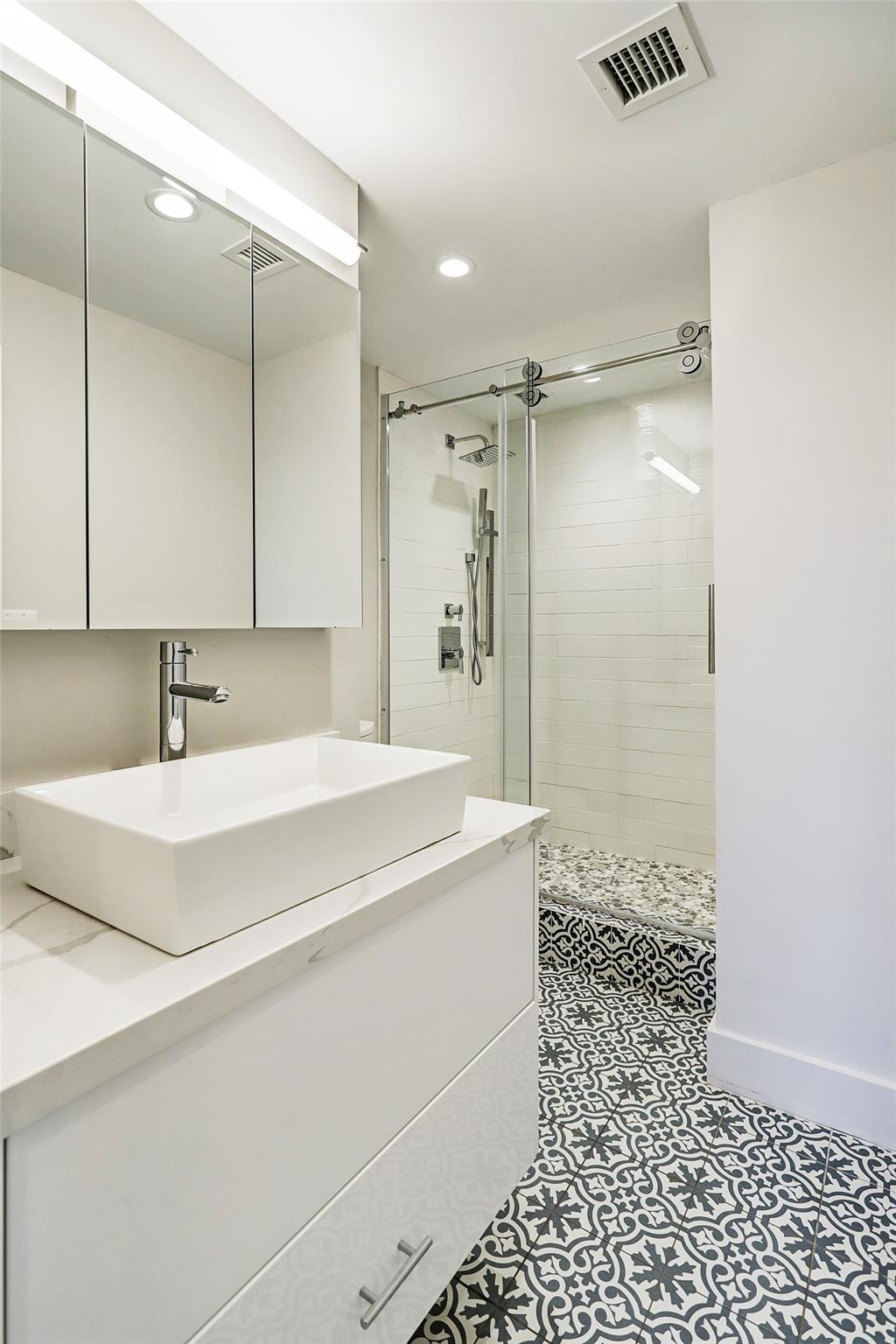 2701 Westheimer Road # 8B