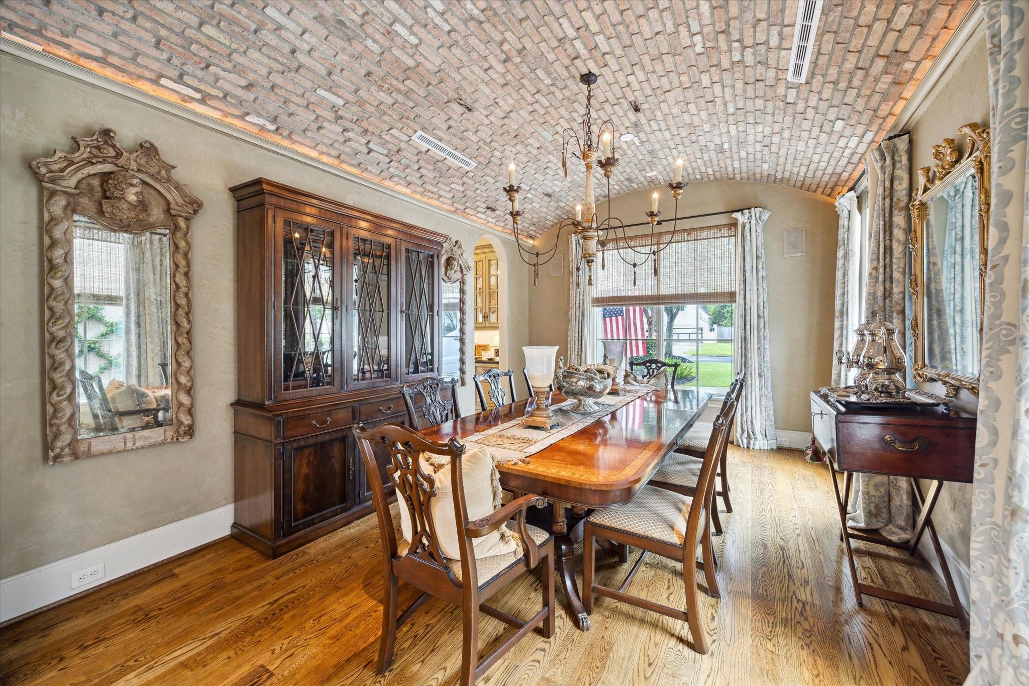 7614 Brykerwoods Drive