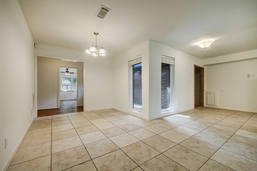 10823 Oasis Drive
