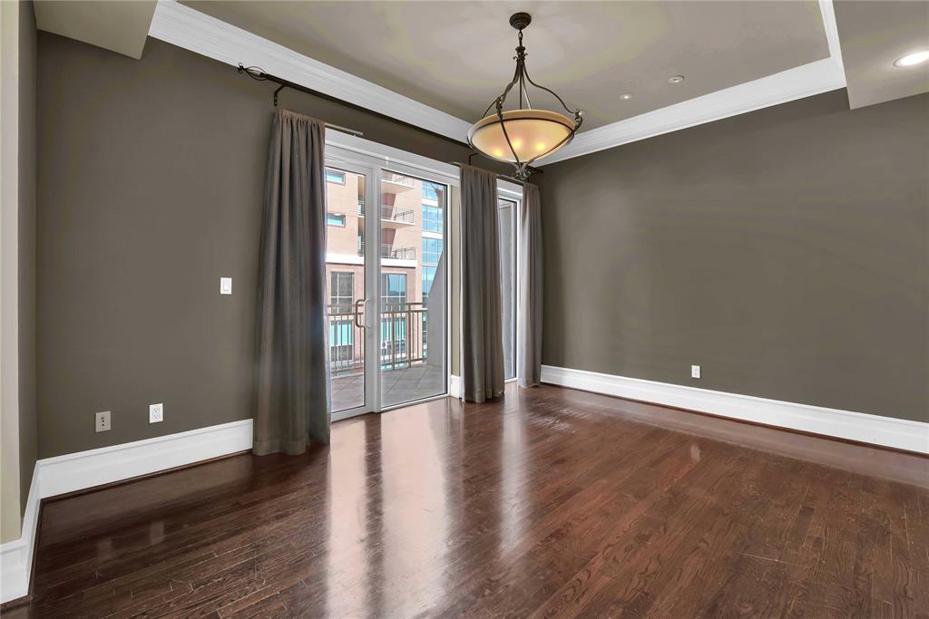 2520 Robinhood Street # 1009