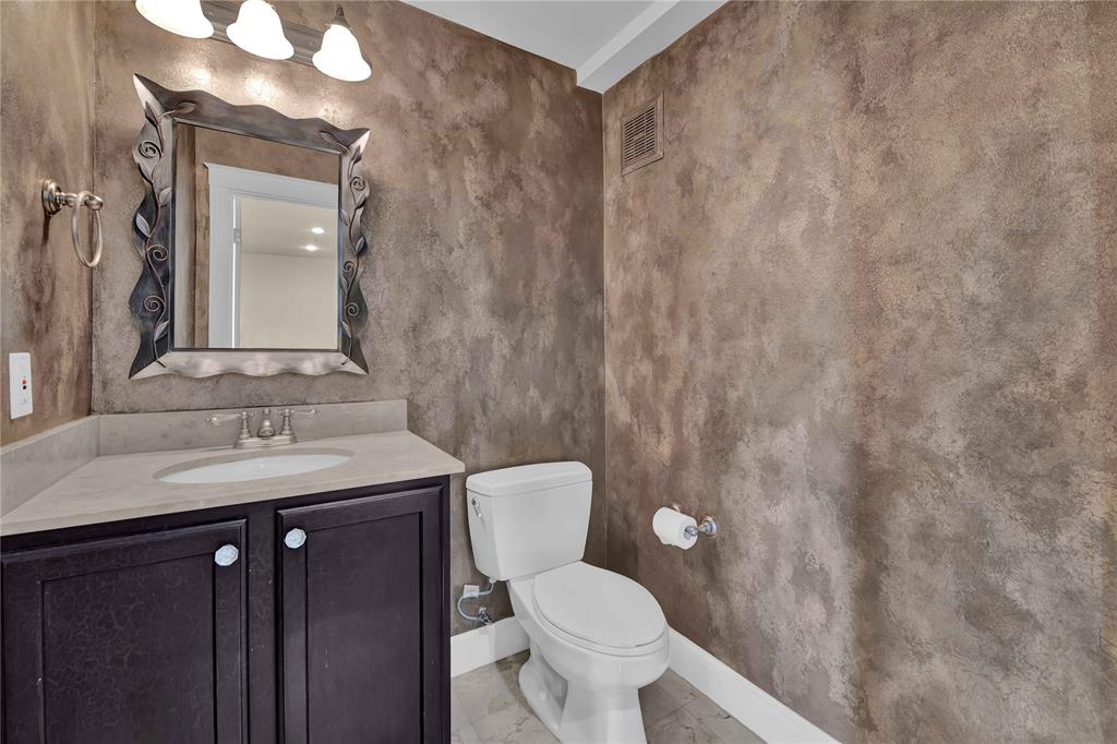 2520 Robinhood Street # 1009