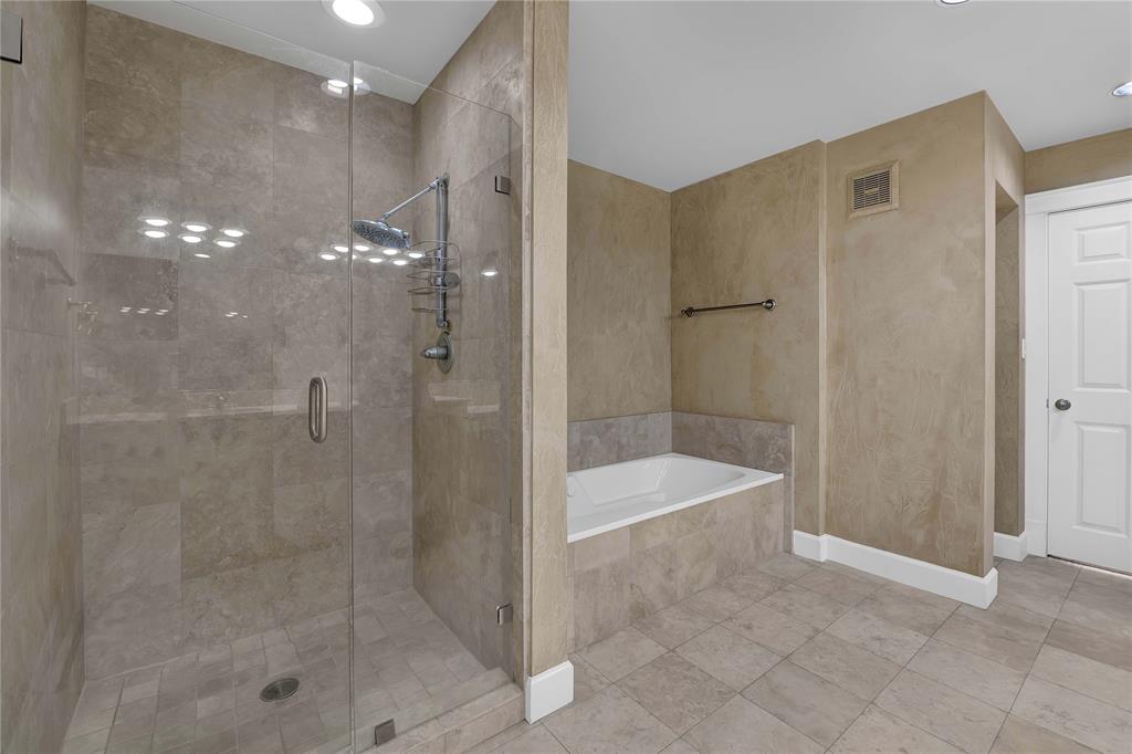 2520 Robinhood Street # 1009