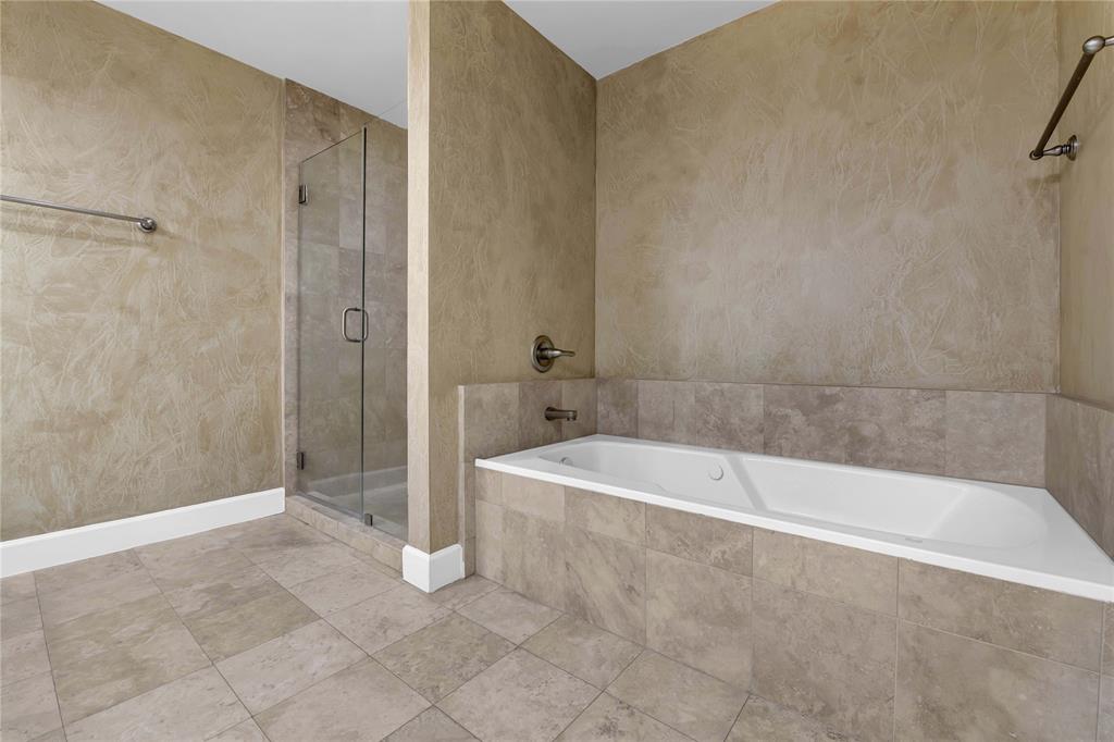 2520 Robinhood Street # 1009