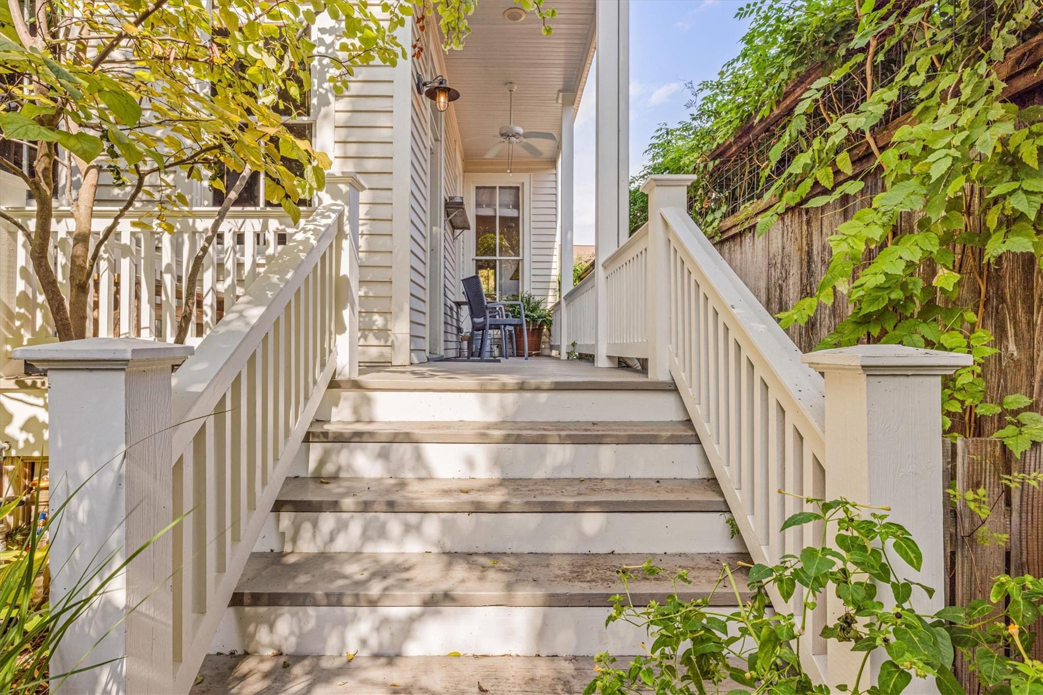 1513 Winnie Street