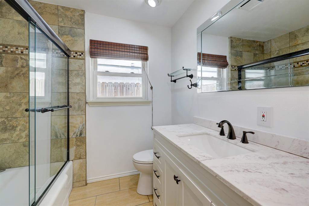 212 E 25th Street