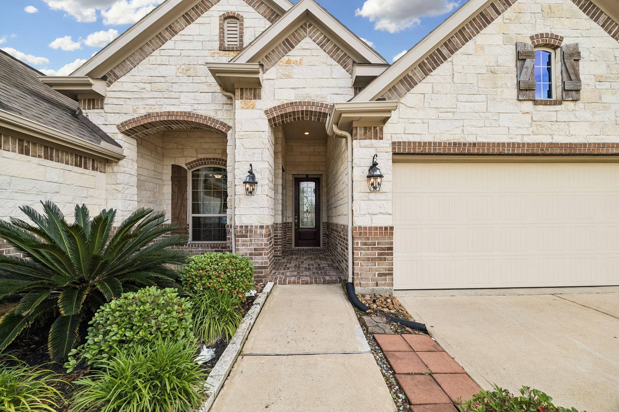 2202 Meadow Wind Drive