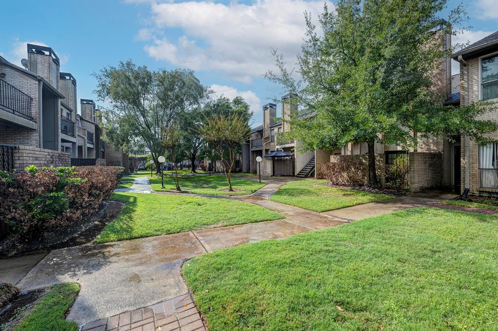 10811 Richmond Avenue # 126