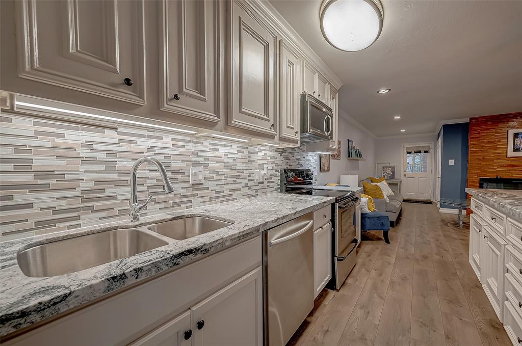 8221 Kingsbrook Road # 108