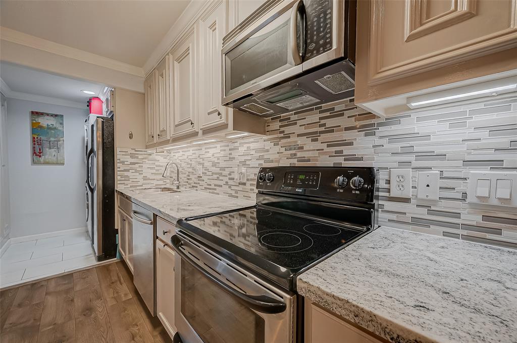 8221 Kingsbrook Road # 108