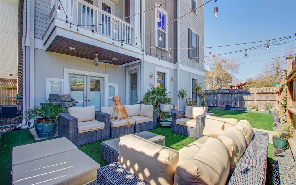 1125 Moy Street