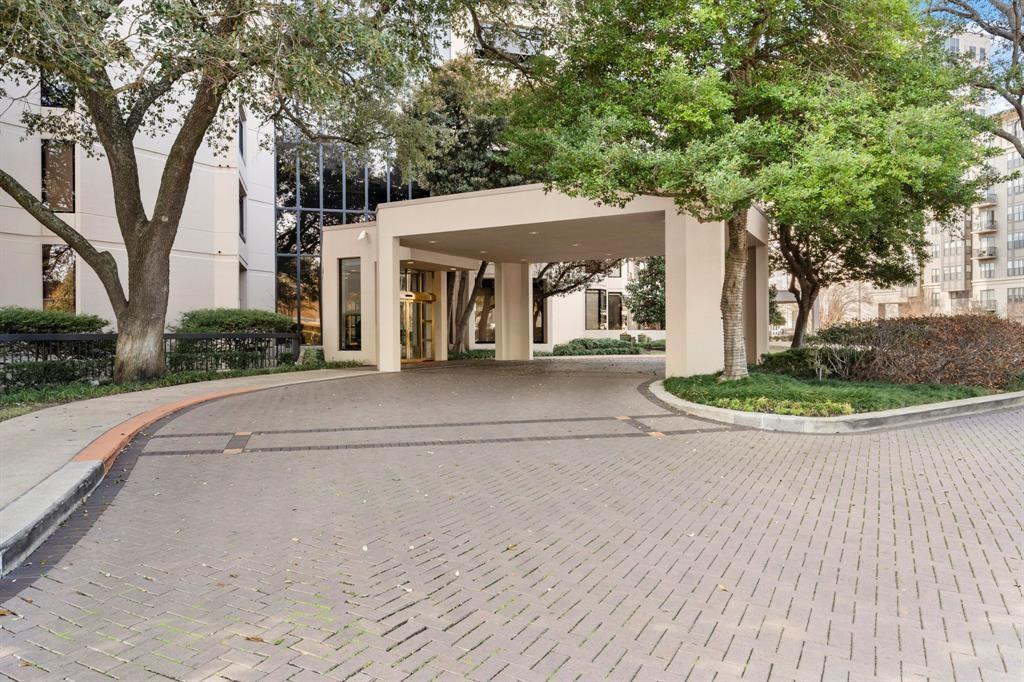 5555 Del Monte Drive # 103
