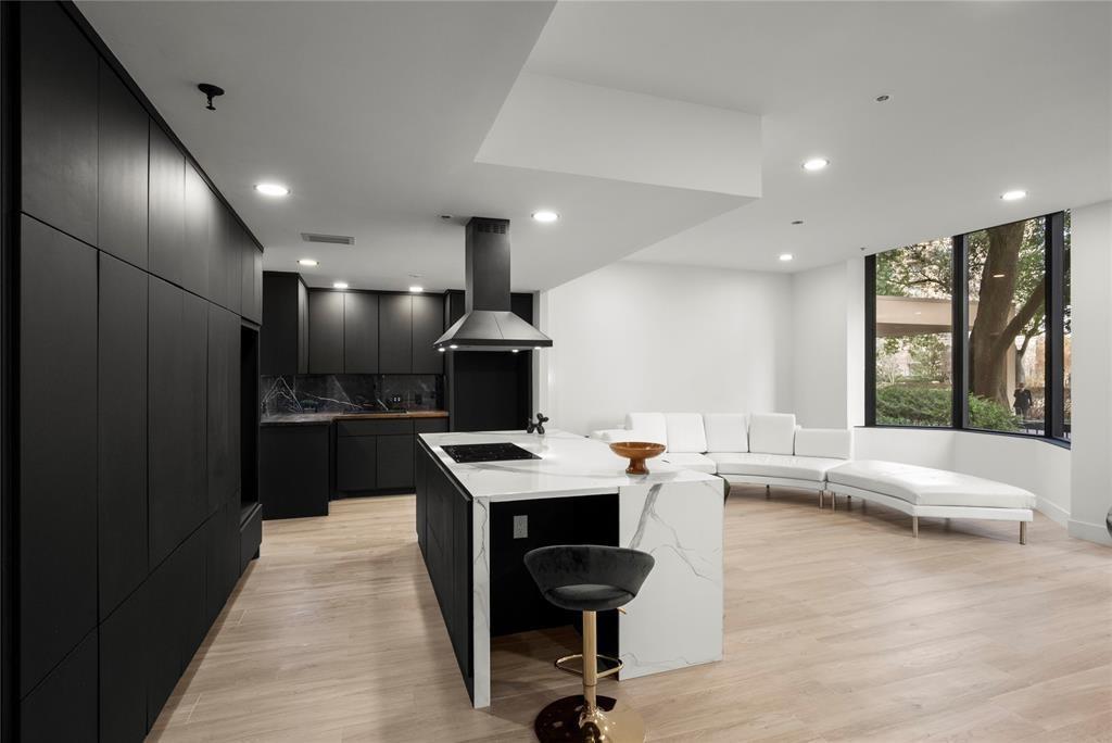 5555 Del Monte Drive # 103