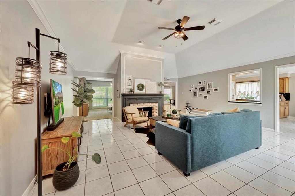 15402 Willow Shores Drive