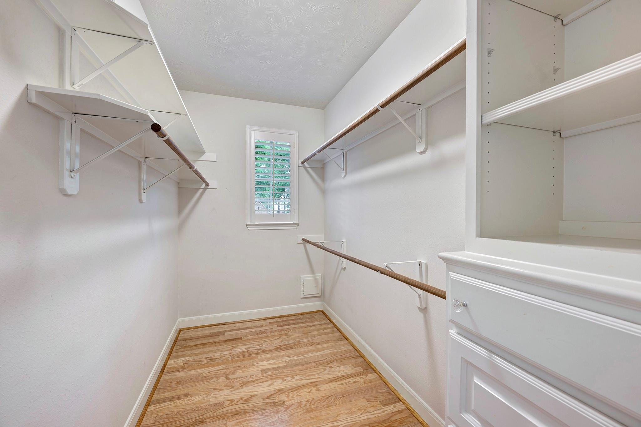 7 Mustang Point Court