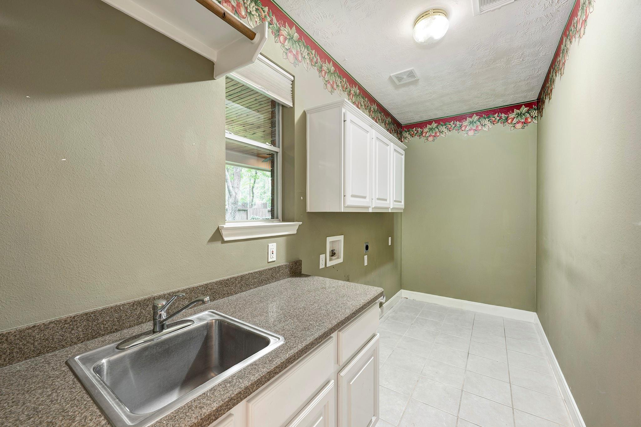 7 Mustang Point Court