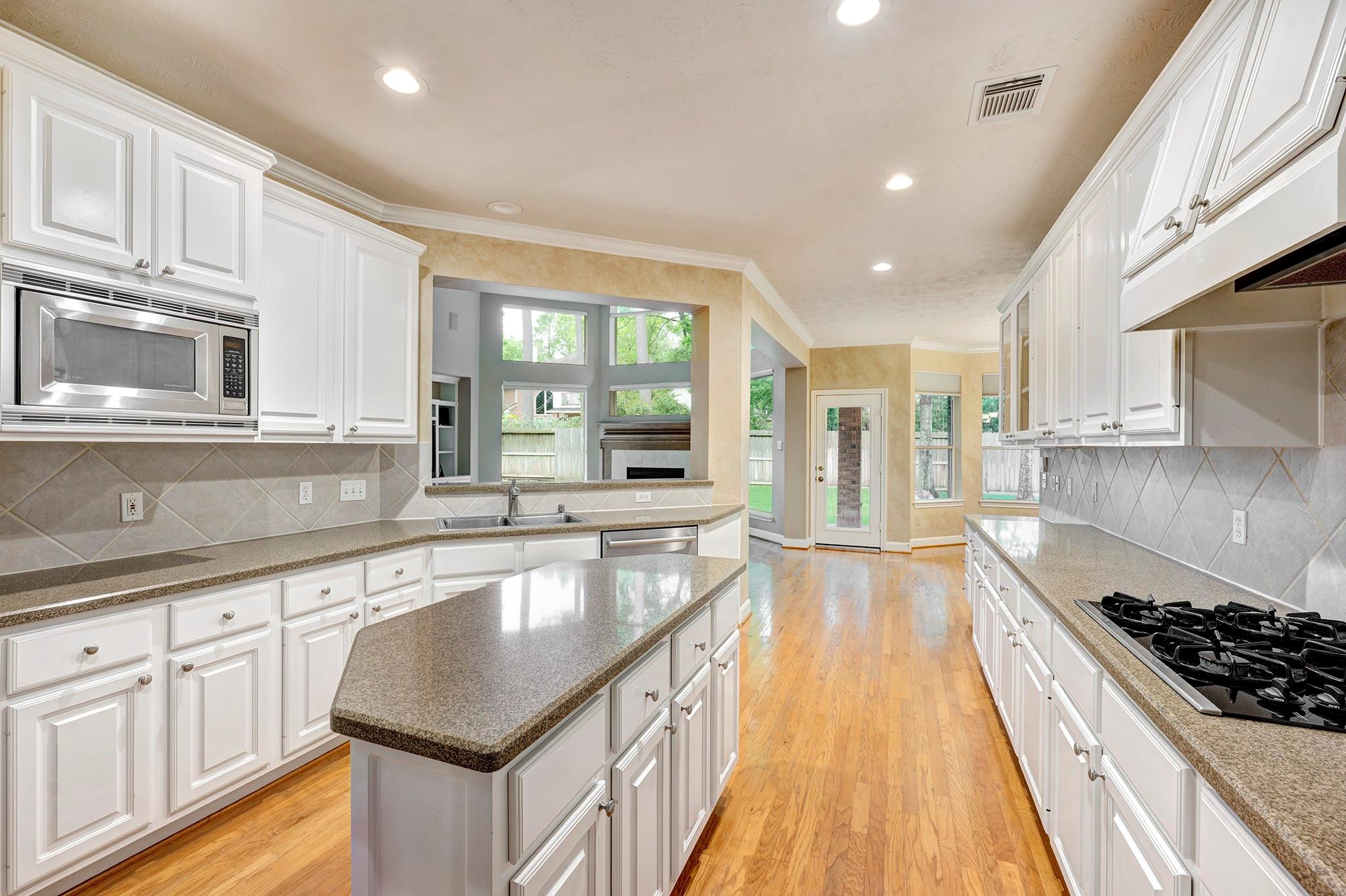 7 Mustang Point Court