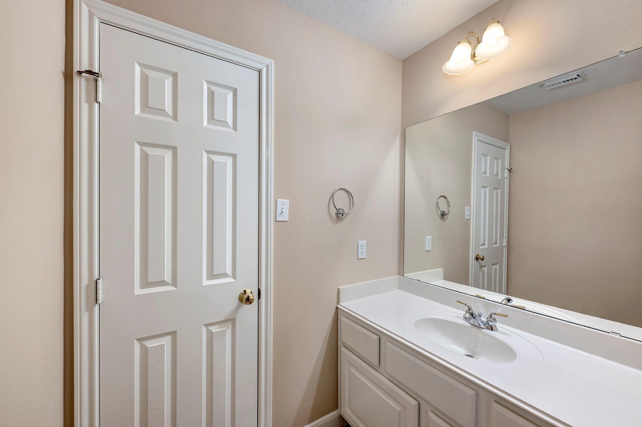 7 Mustang Point Court