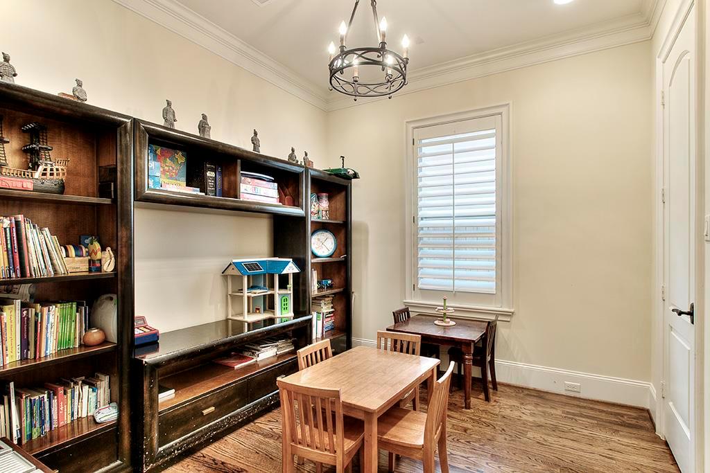 3919 Swarthmore