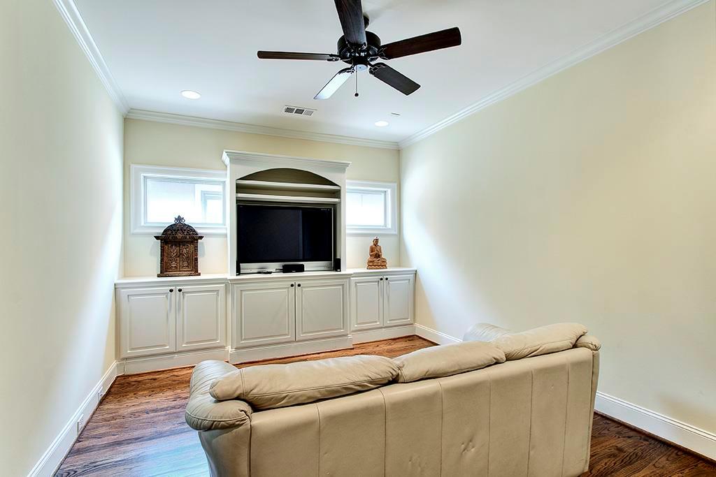 3919 Swarthmore