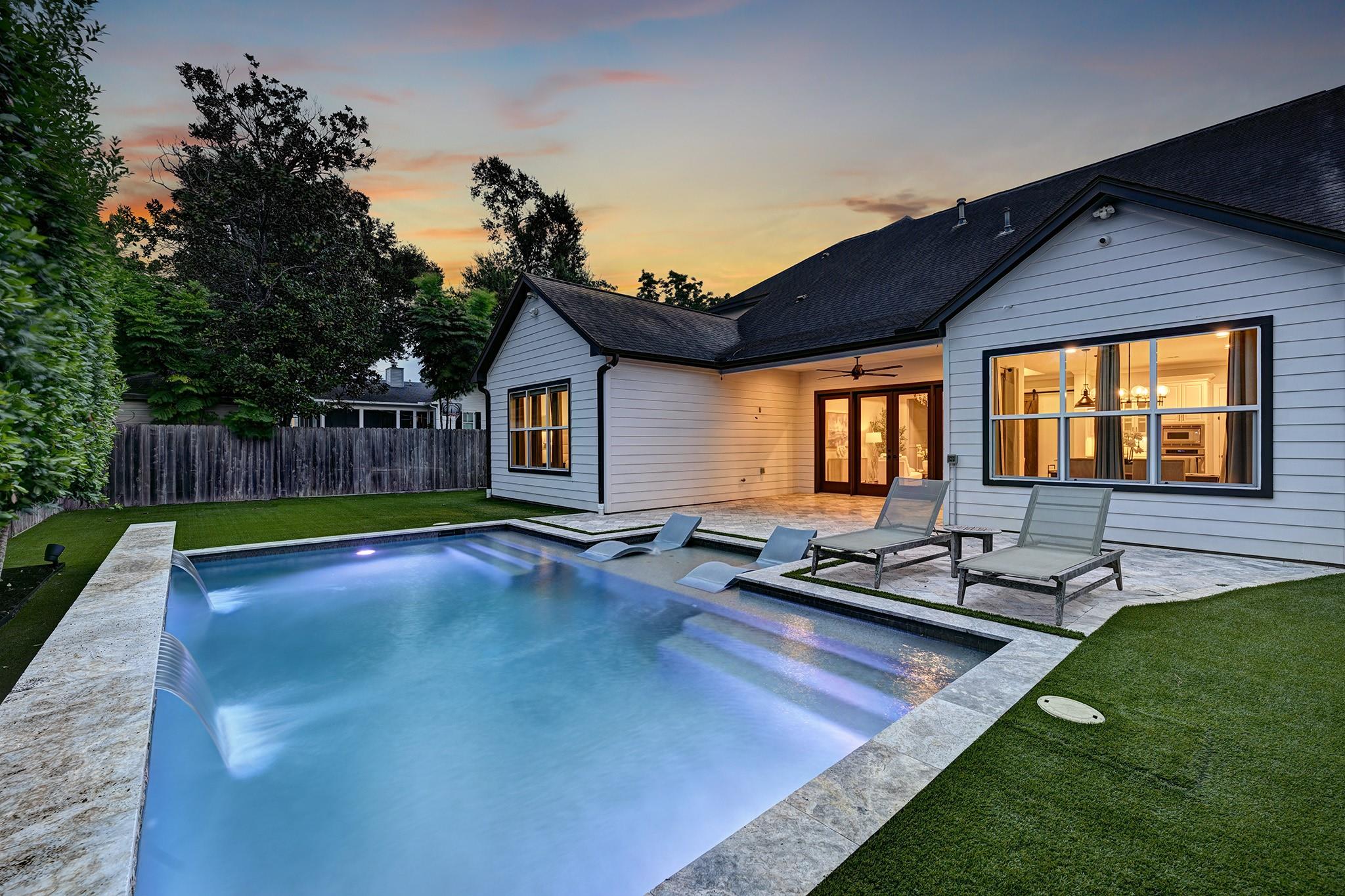 1906 Gardenia Drive