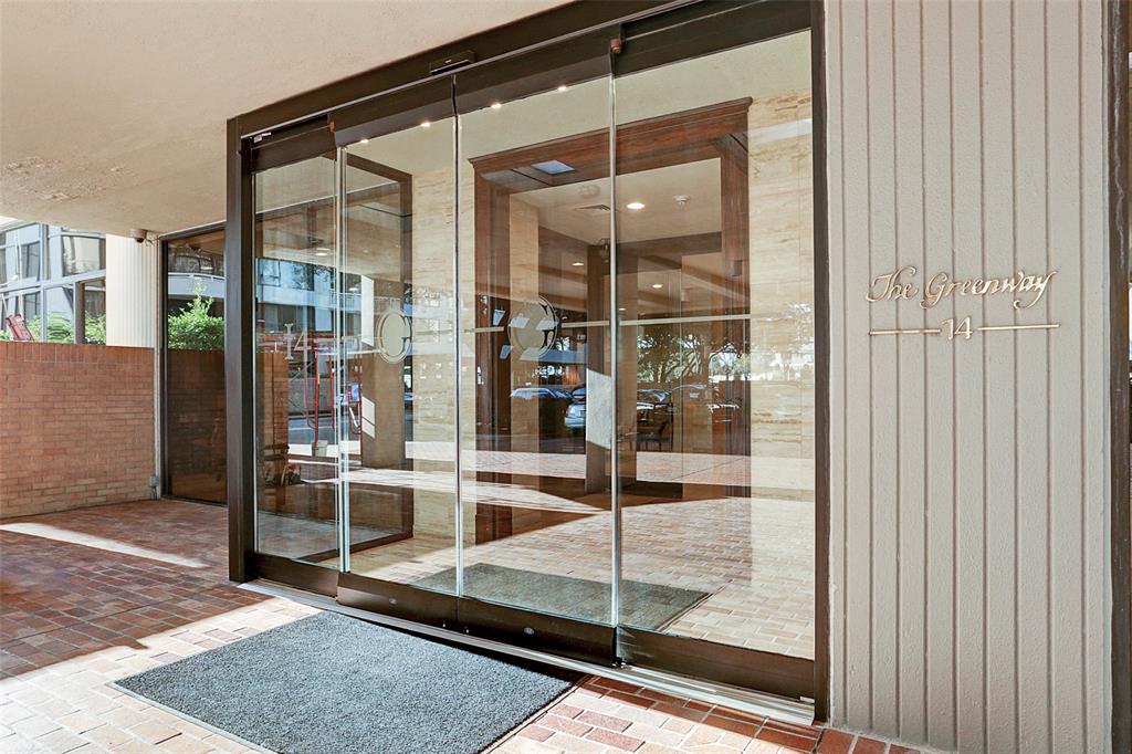 14 Greenway Plaza # 3Q