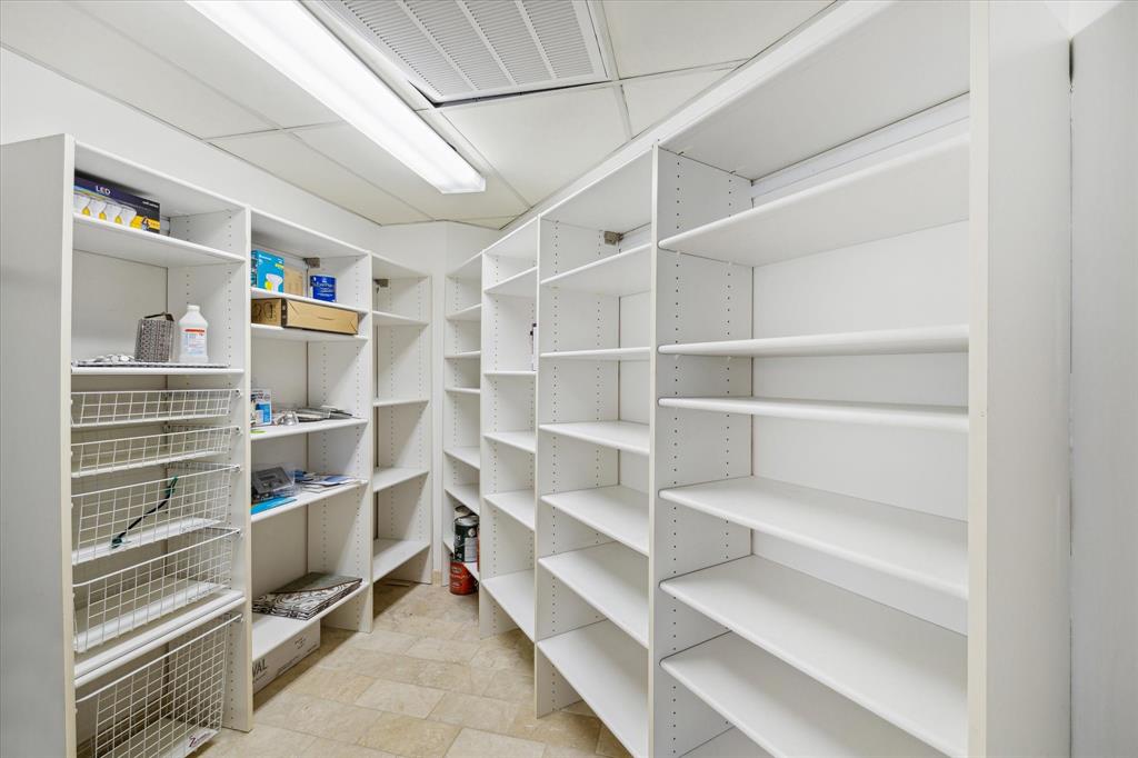 14 Greenway Plaza # 3Q