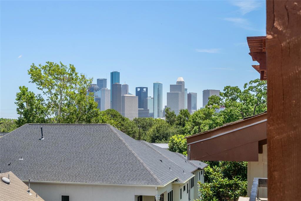 1913 Waugh Drive