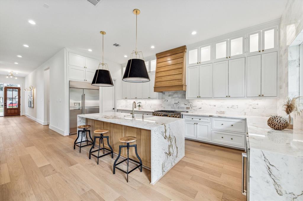219 W 34th Street