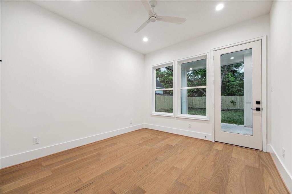219 W 34th Street