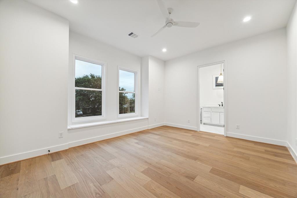 219 W 34th Street
