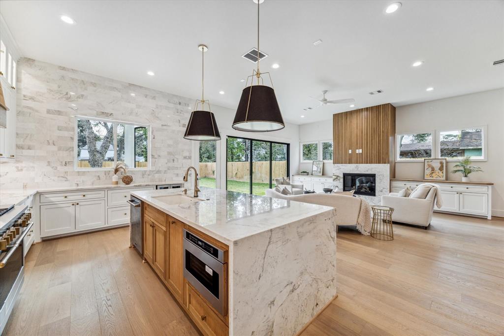219 W 34th Street