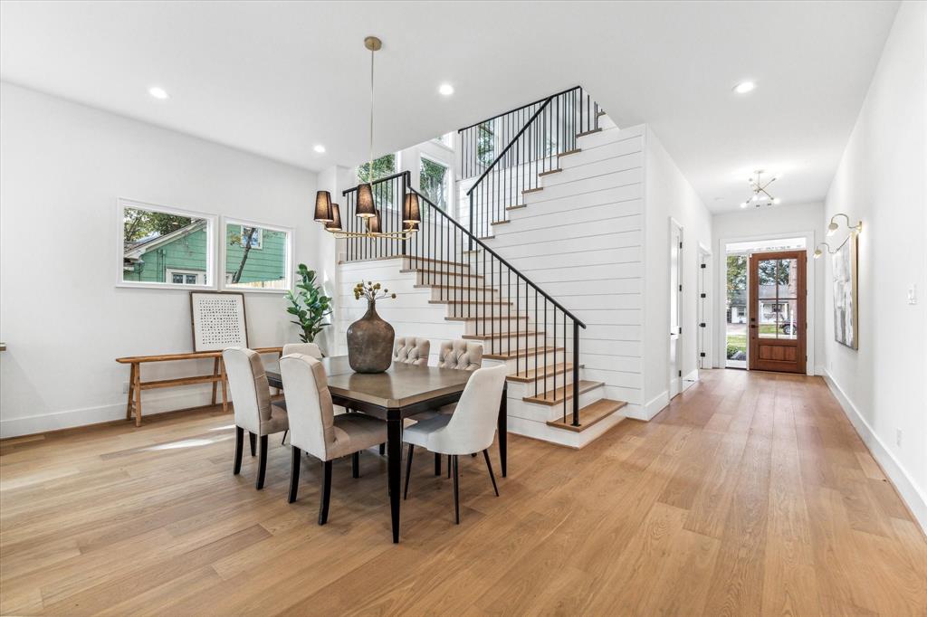 219 W 34th Street