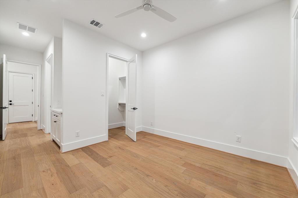 219 W 34th Street