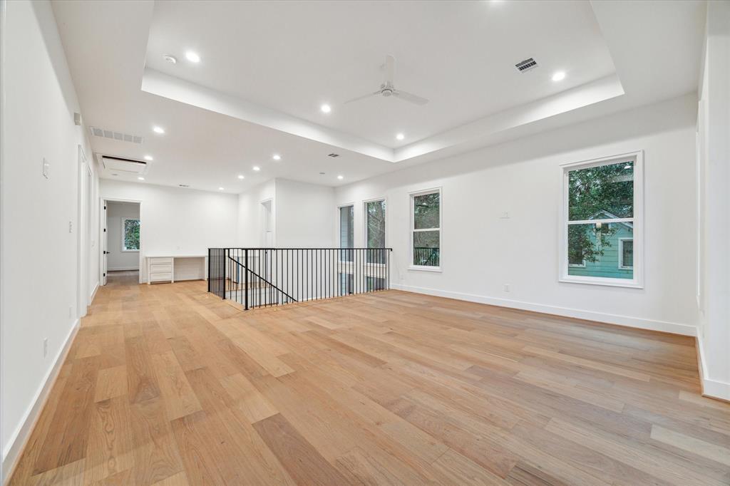 219 W 34th Street
