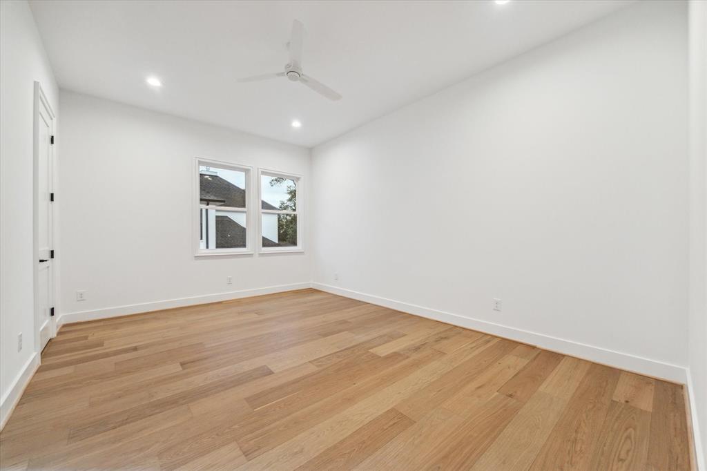 219 W 34th Street