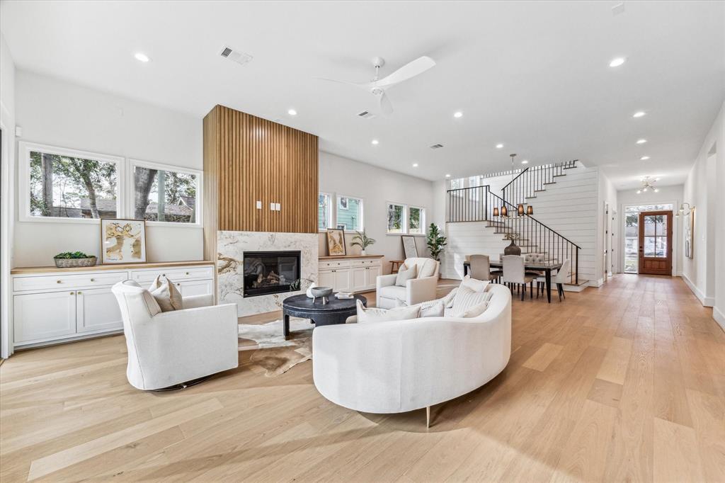 219 W 34th Street
